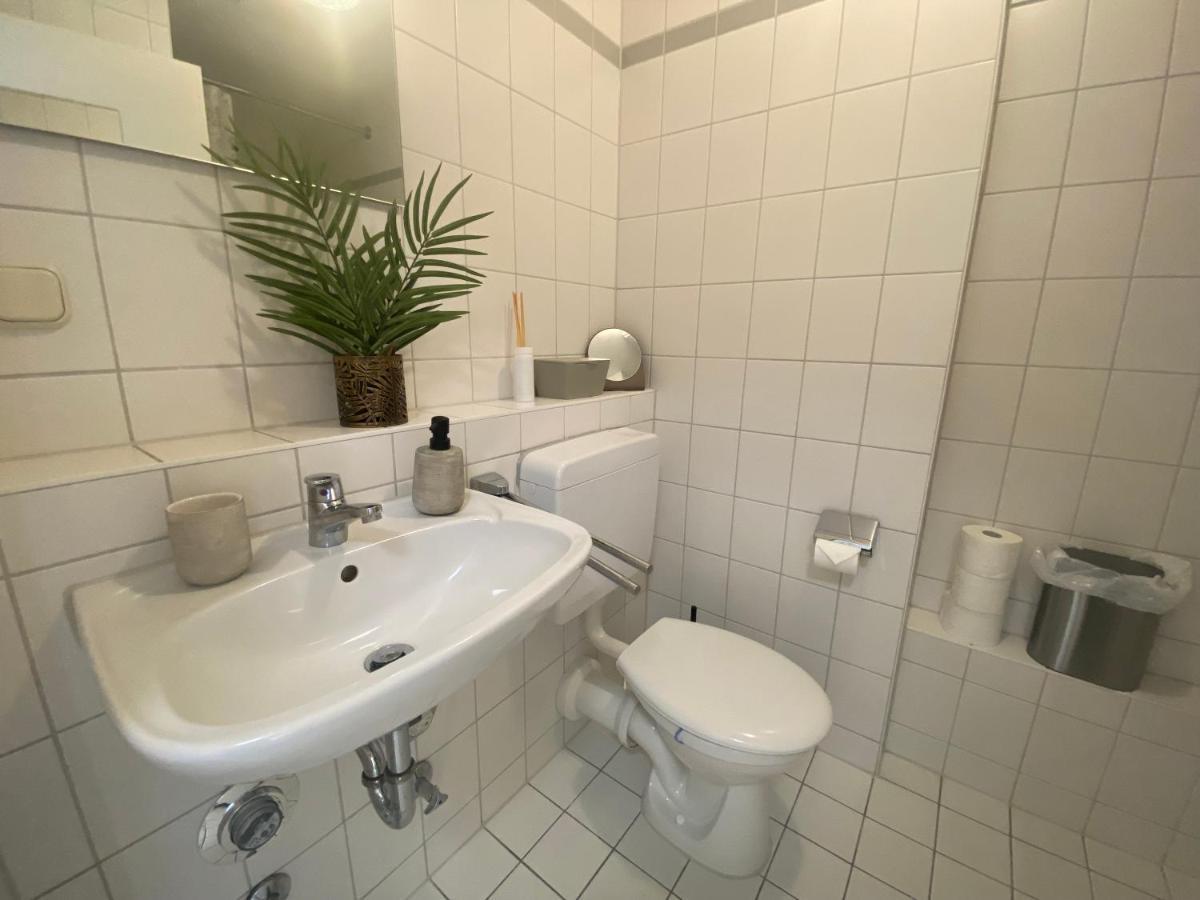 Charming Apartment - Balcony - Wifi - Kitchen マクデブルク エクステリア 写真