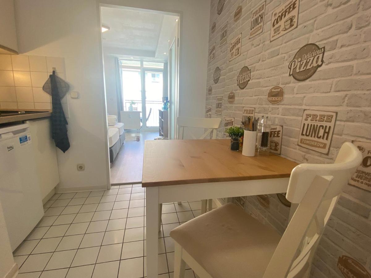 Charming Apartment - Balcony - Wifi - Kitchen マクデブルク エクステリア 写真